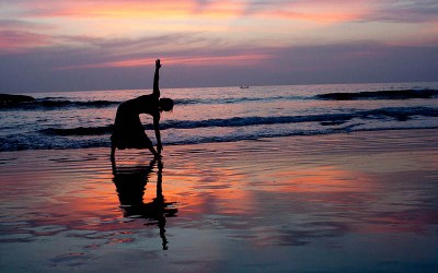 Traveling to Goa ? Check Out these 5 Top Beaches For Yoga in Goa